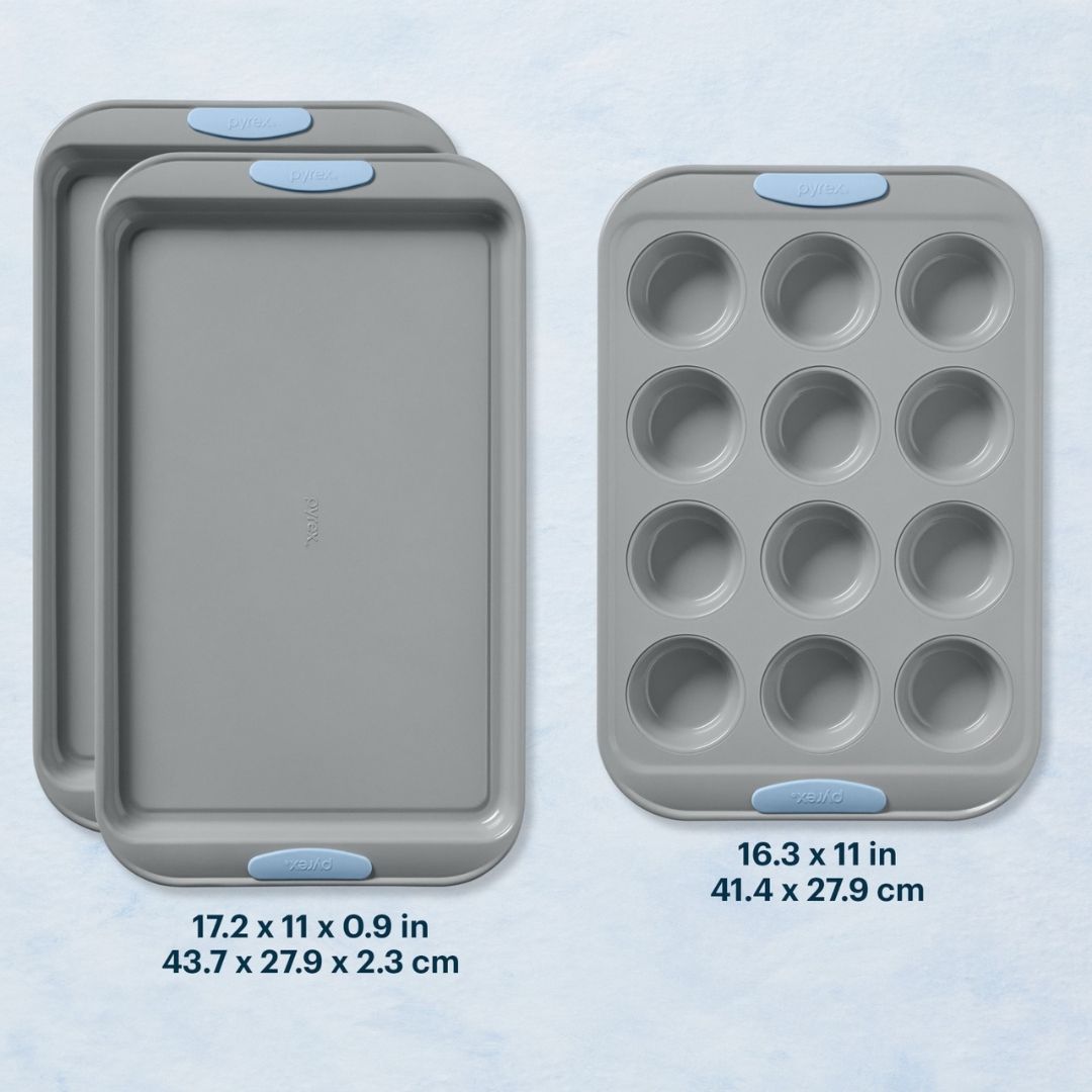 Pyrex® Metal Bakeware 3-Piece Set in Cerulean - Image 2