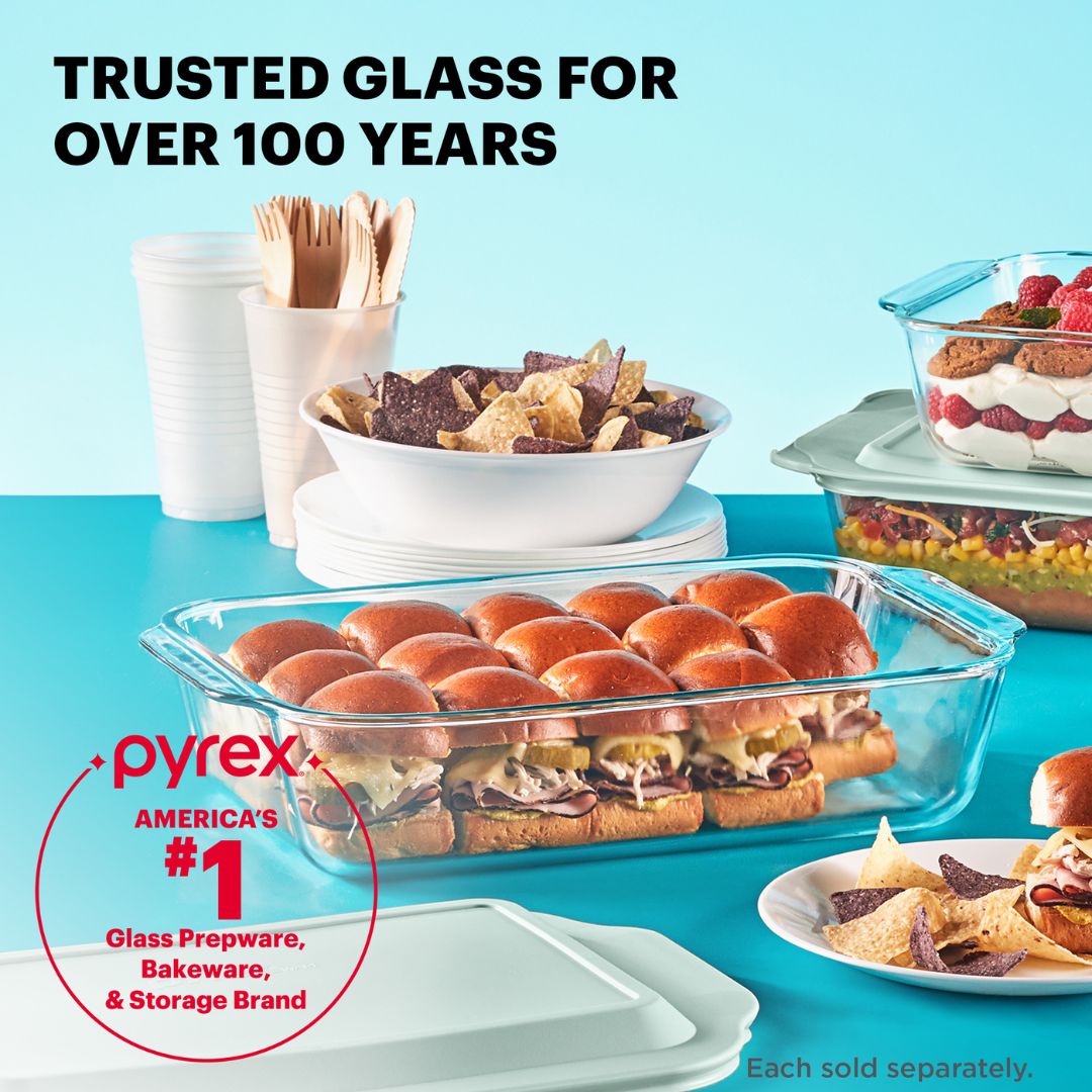 Pyrex® Deep 9 x 13" Rectangular Glass Baking Dish with Blue Lid - Image 4