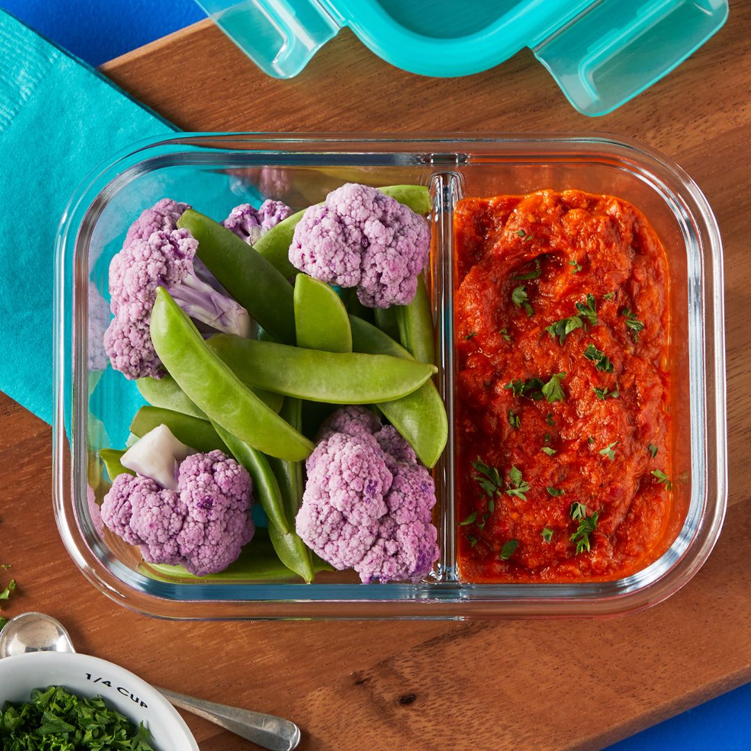 Pyrex® MealBox 4-cup Divided Glass Food Storage Container with Turquoise Lid - Image 2
